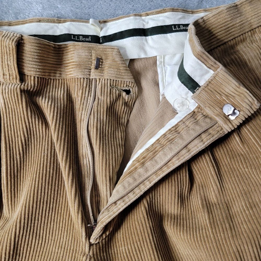 LL Bean Corduroy Pants Mens 35x30 Tan Corduroy Pleated Front Cuffed Hem Gorpcore - Picture 4 of 10